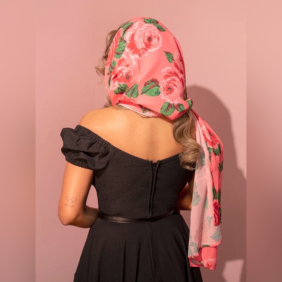 1950S Inspired Chiffon Scarf In Pink Rose Print NWT OS - Picture 3 of 6